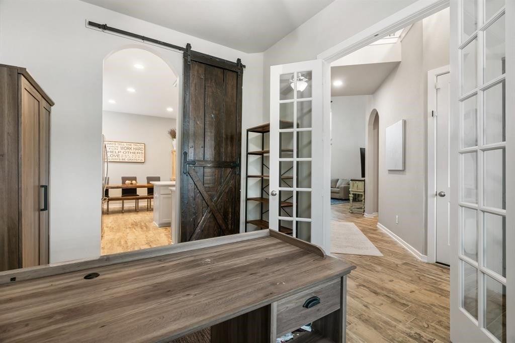 17008 Ash Leaf Way - Photo 6 of 37