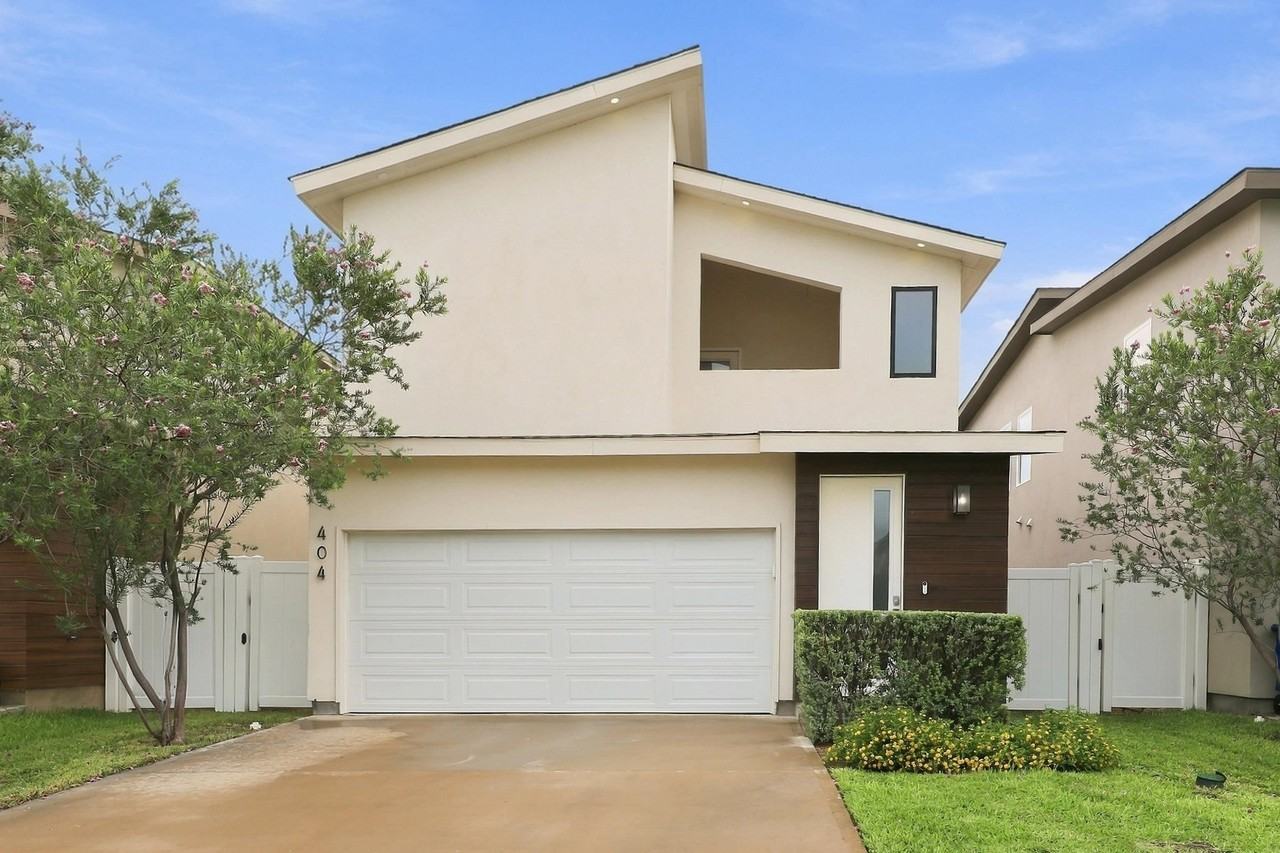 404 Deer Path Loop