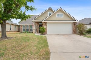 featured image of 8009 Hawthorn