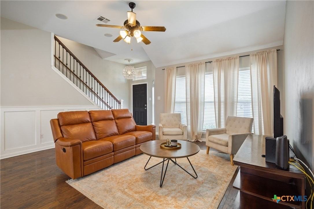 8009 Hawthorn - Photo 5 of 23