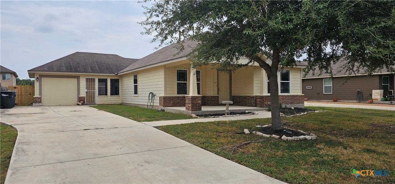 1052 Lilac Wind - Photo 2 of 24