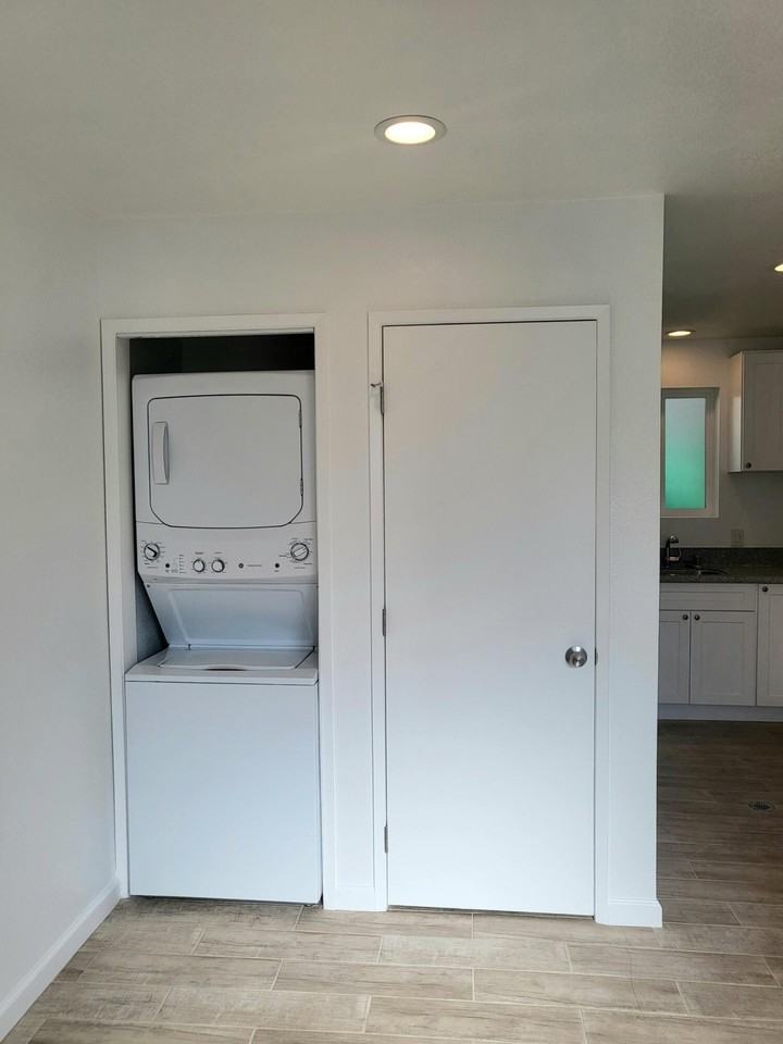 2138 Mark Ave - Photo 5 of 12