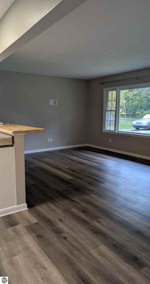 8982 Homestead Rd - Photo 4 of 22