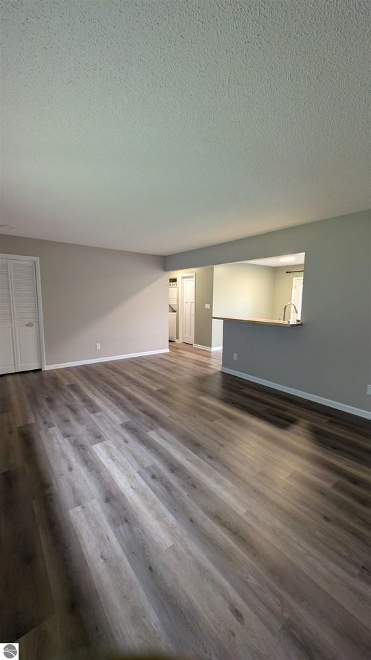8982 Homestead Rd - Photo 5 of 22