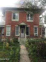 featured image of 441 Glen St
