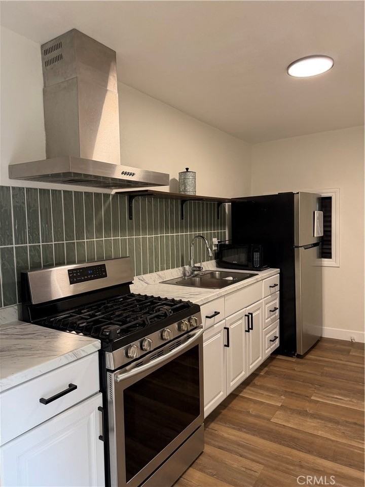685 N Allen St - Photo 7 of 7