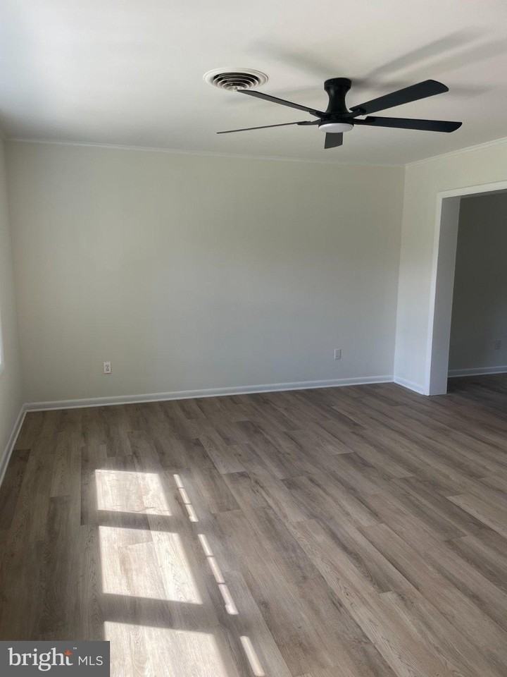 15 Lighthouse Rd - Photo 4 of 6