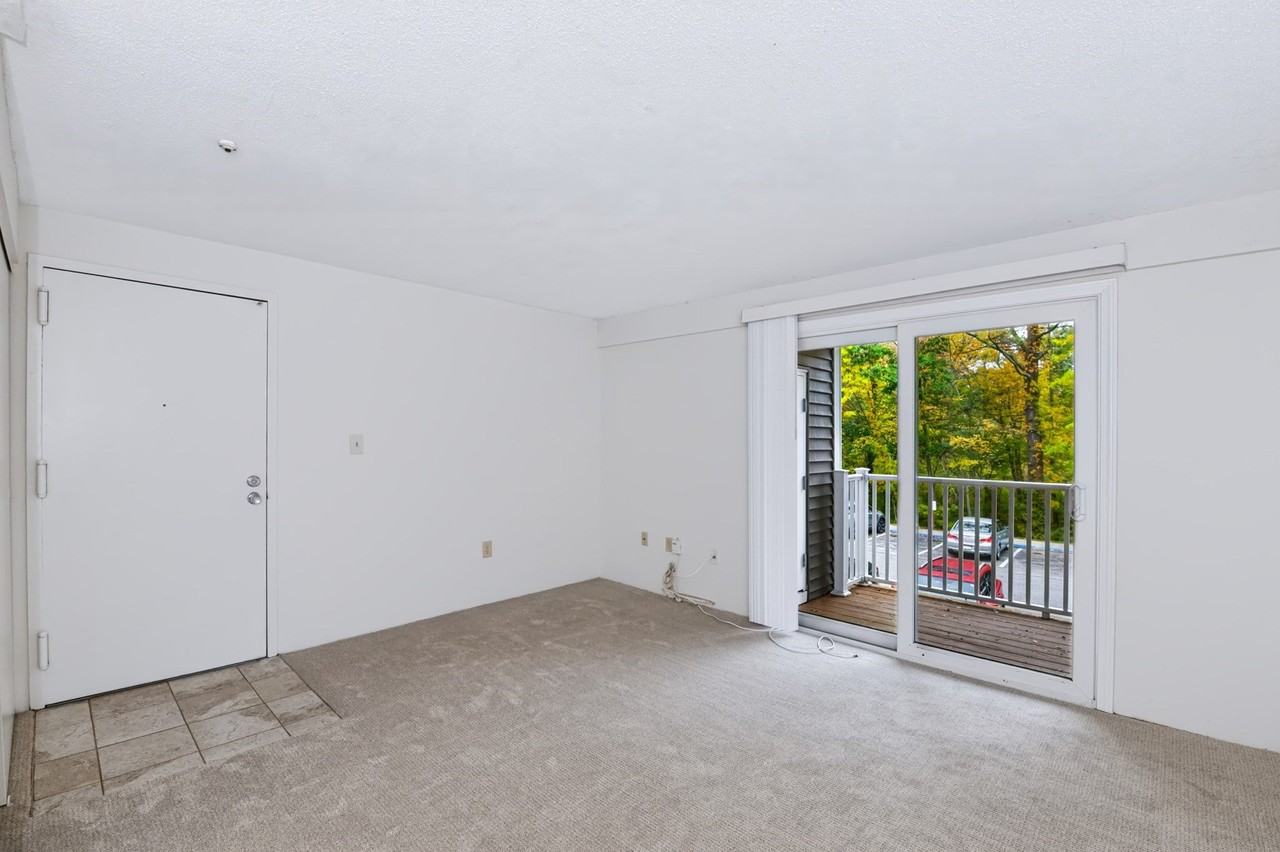 50 Silver Hill Ln - Photo 2 of 27