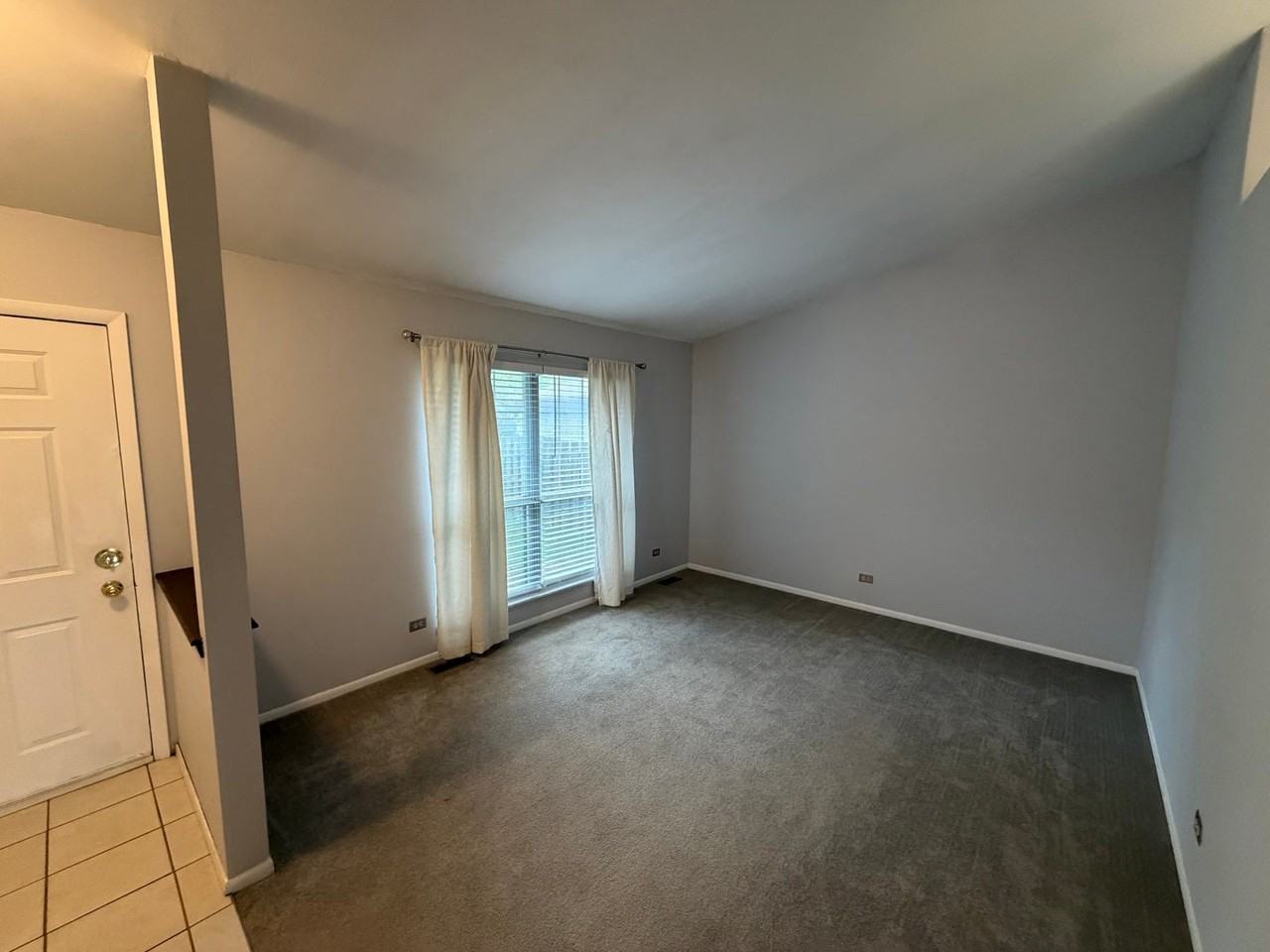 357 Pearson Cir - Photo 4 of 12