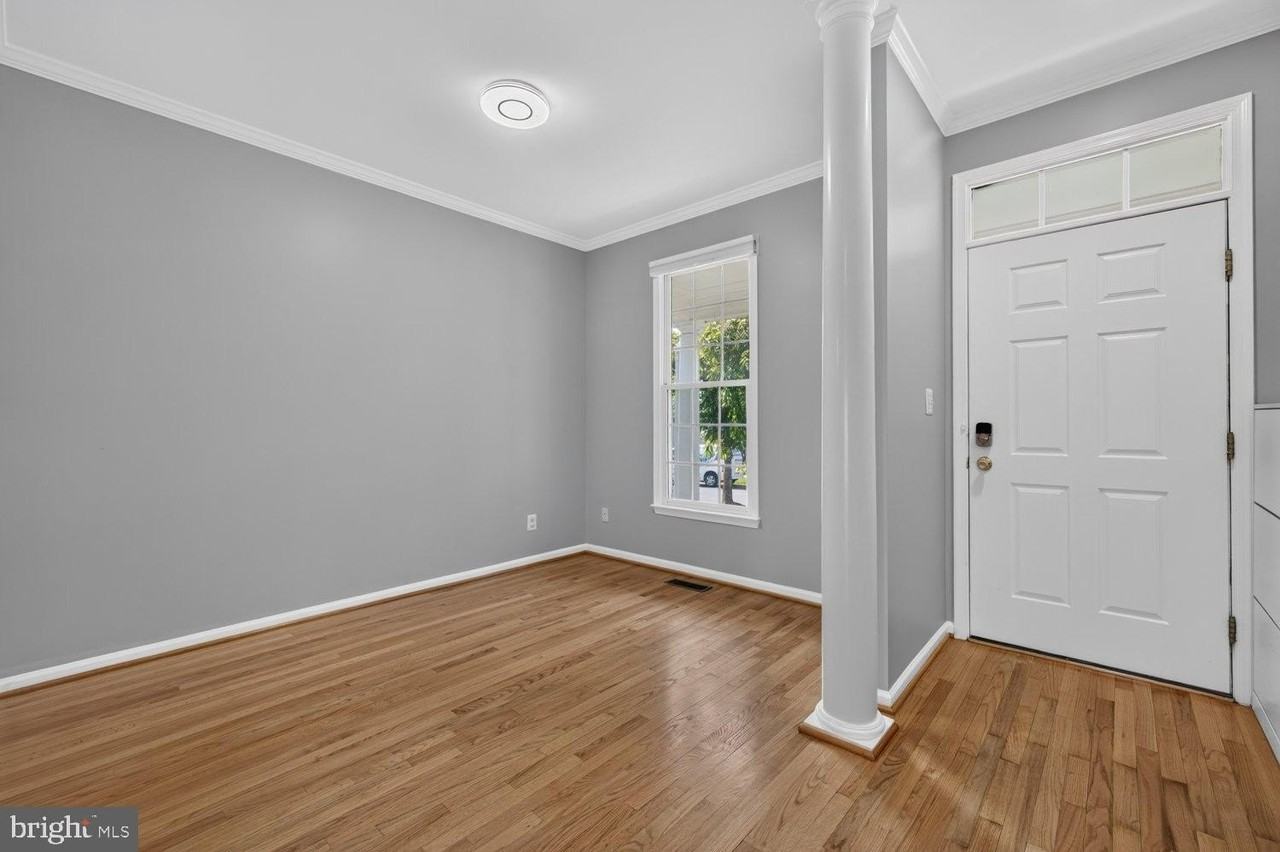 310 Swanton Ln - Photo 6 of 43