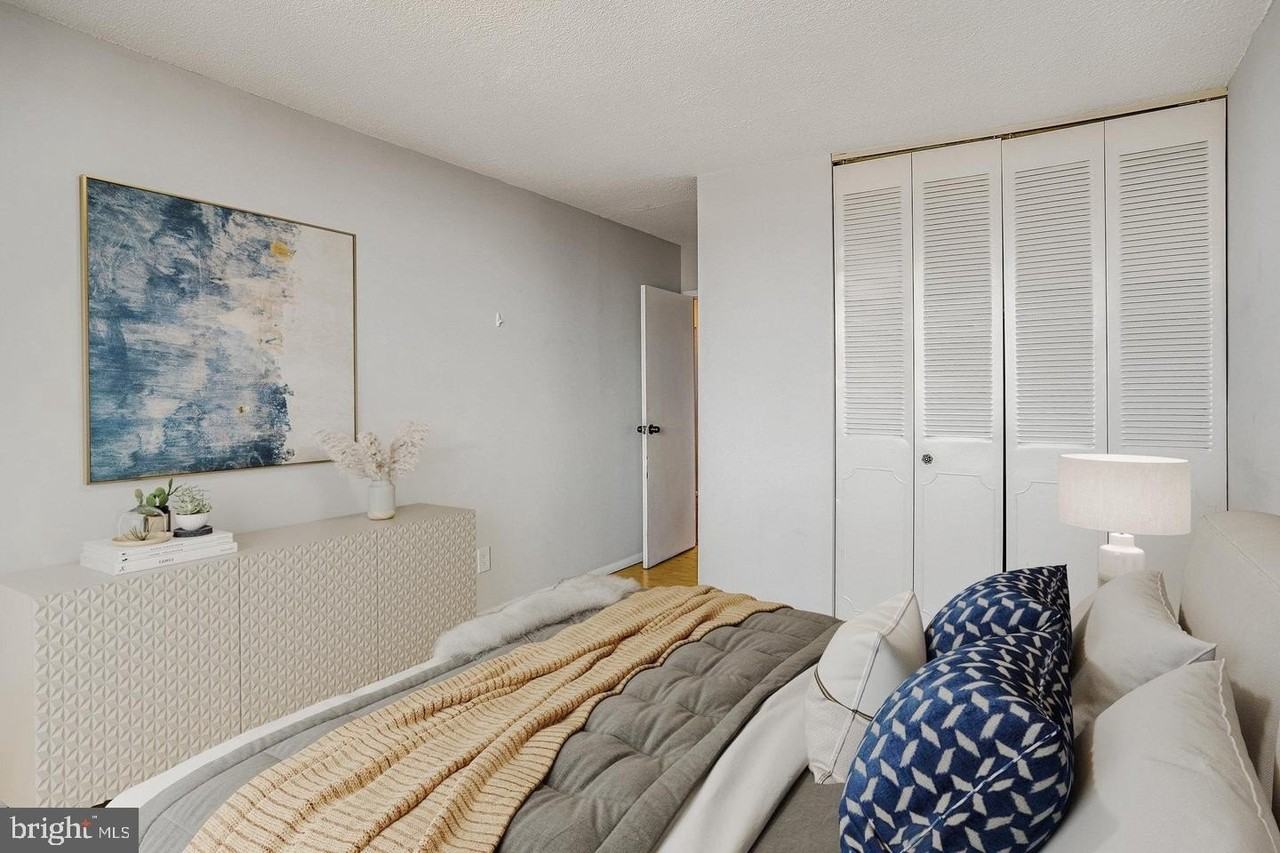 11801 Rockville Pike #1215 - Photo 5 of 50