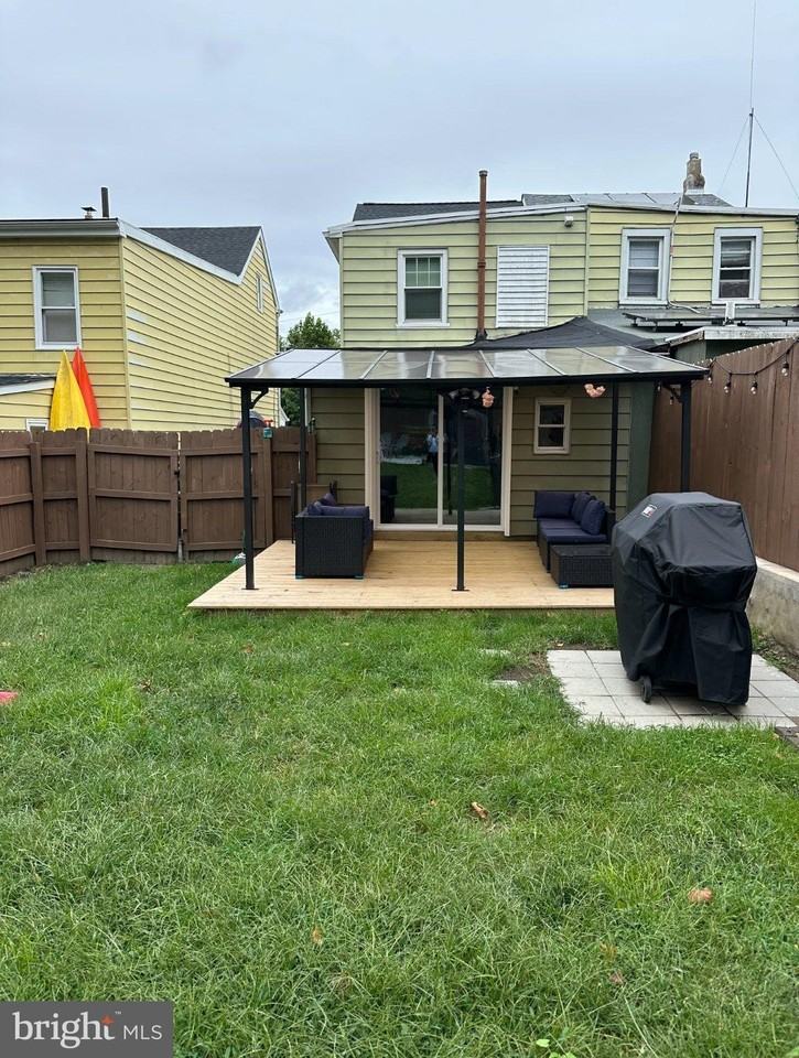123 Pearl St - Photo 2 of 36
