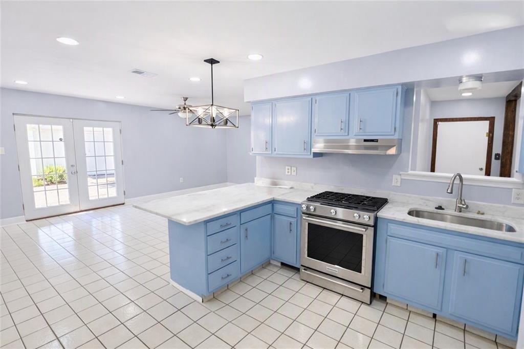 2152 Euclid St - Photo 6 of 15