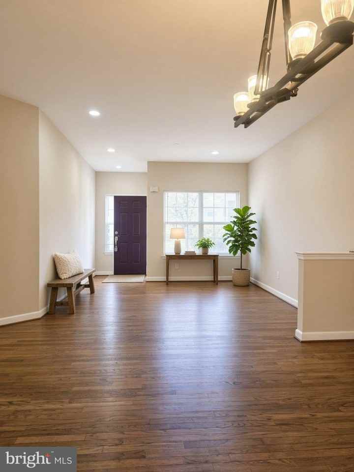 4624 Old Oak Rd - Photo 3 of 20