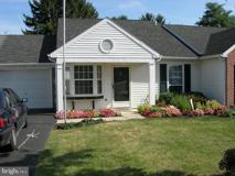 5 Fieldcrest Dr - Photo 1 of 1