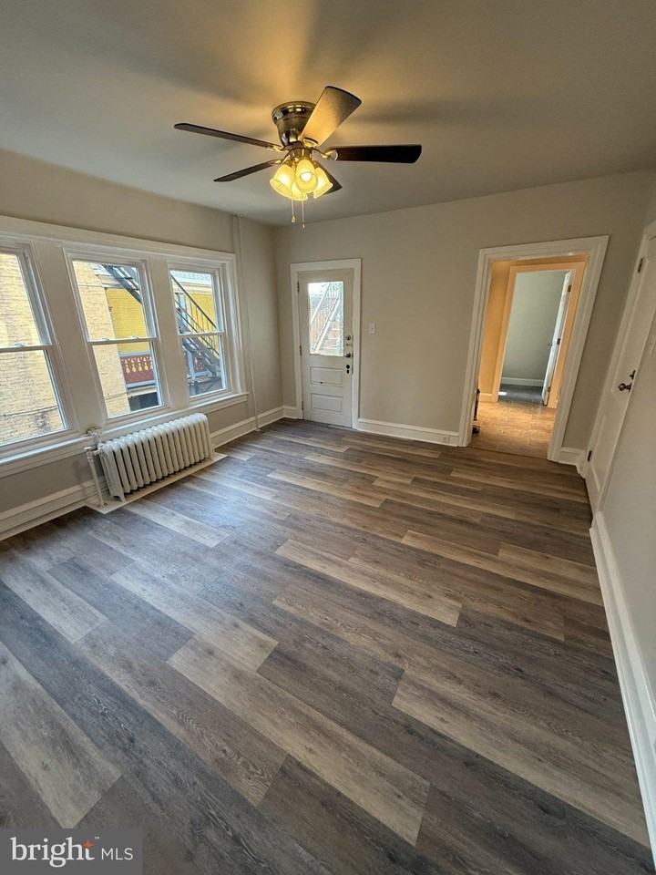 63 King St #4 - Photo 7 of 13