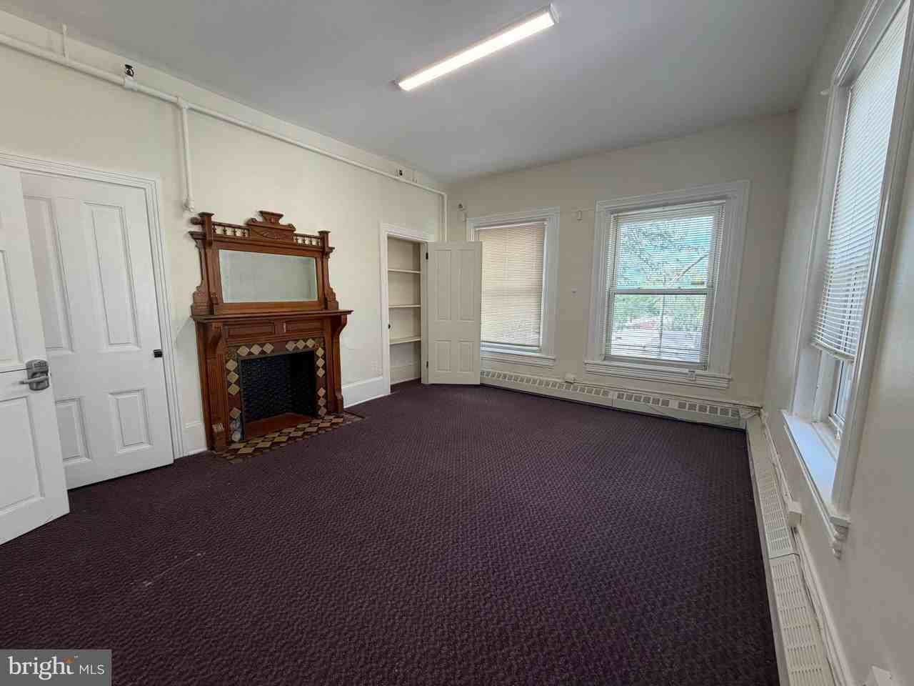 905 Swede St #4 - Photo 6 of 19
