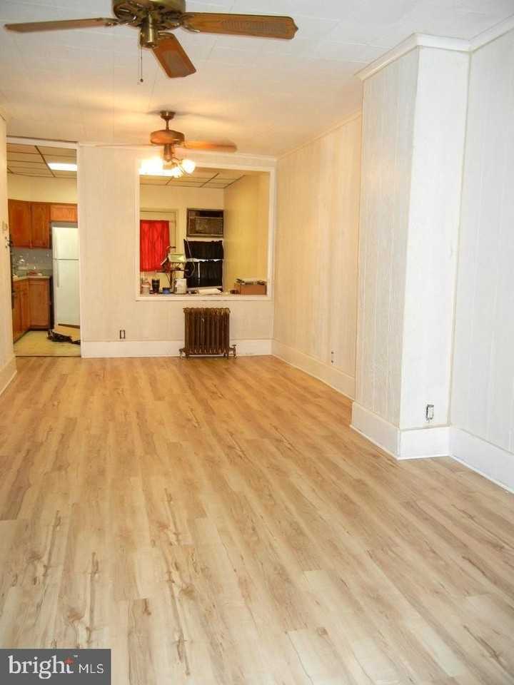 1643 S Marston St - Photo 4 of 15