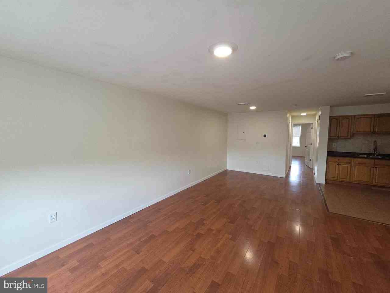 1009 Red Lion Rd #2ndFL - Photo 4 of 17