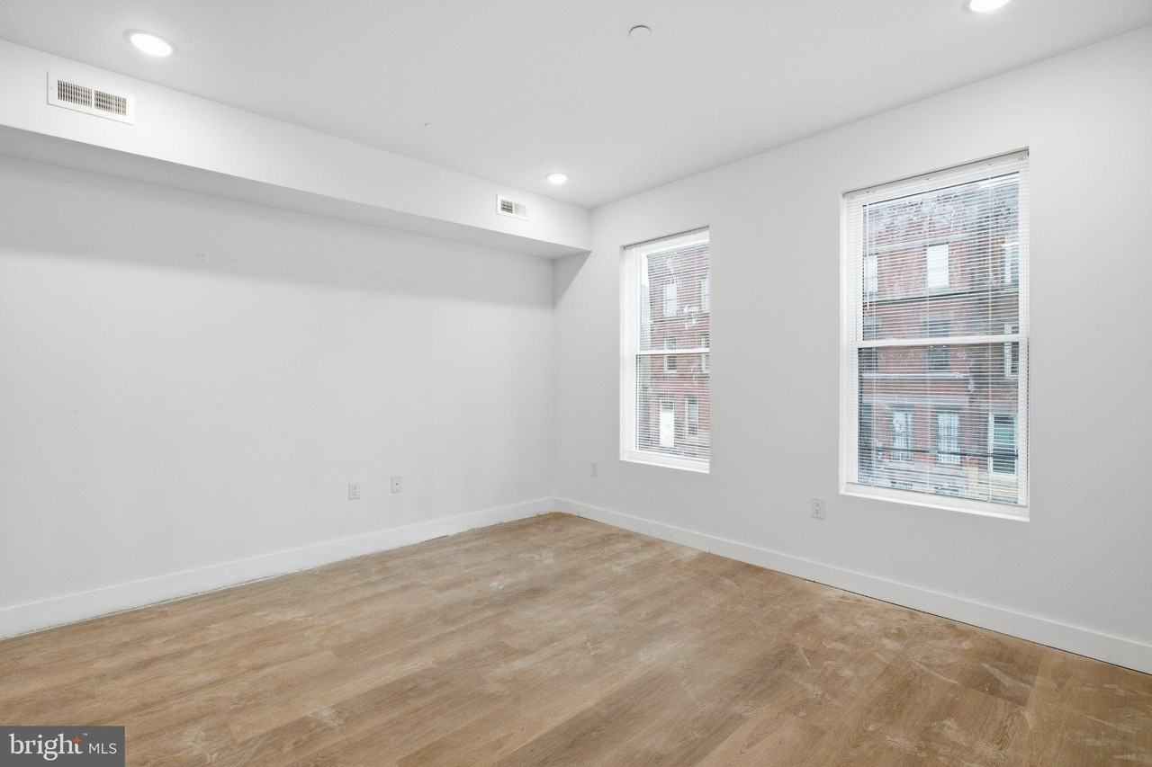 1902 W Diamond St #2 - Photo 7 of 11