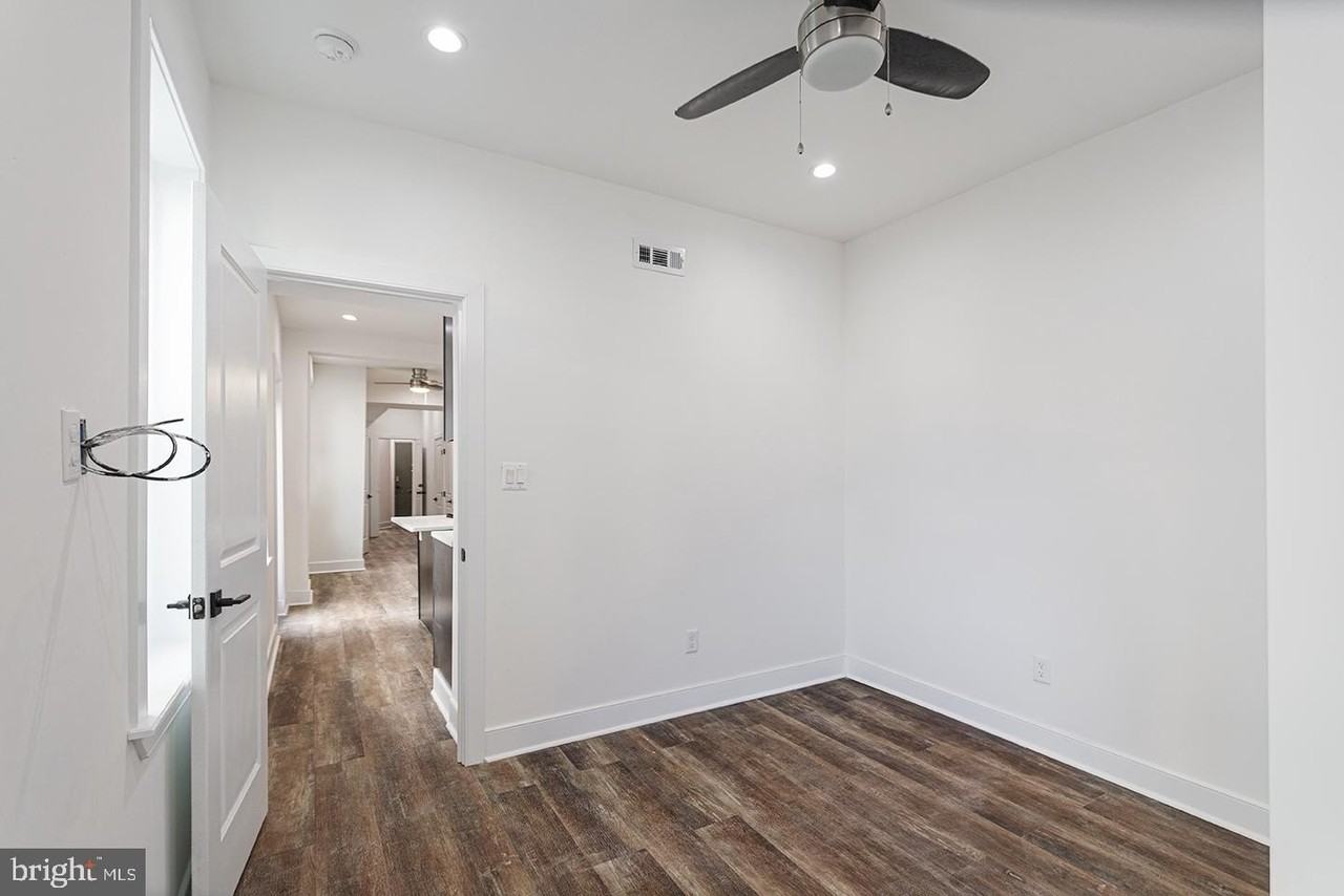 2221 Federal St #1 - Photo 6 of 13