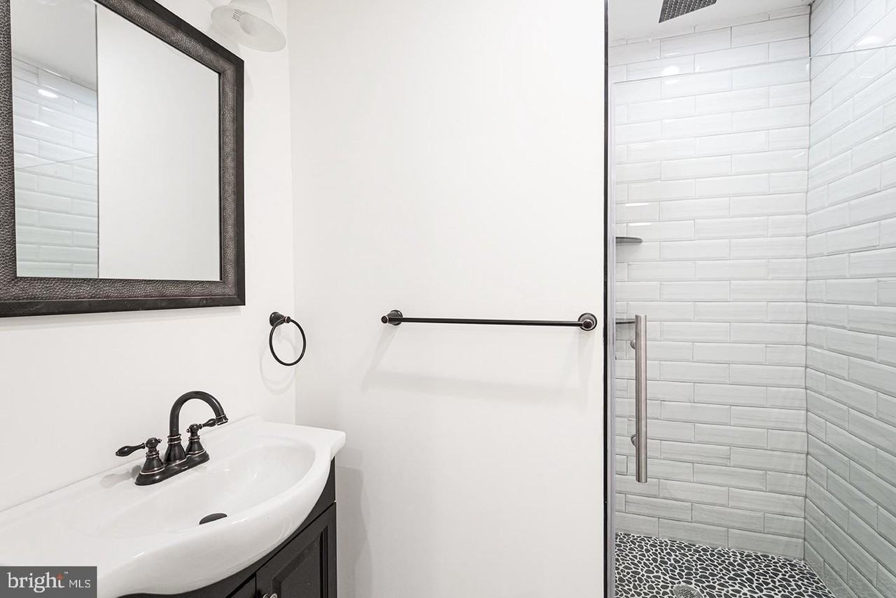 2221 Federal St #1 - Photo 7 of 13
