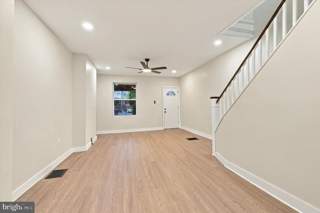 542 E Herman St - Photo 7 of 19