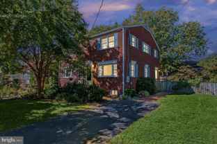 2214 Commonwealth Ave - Photo 1 of 1