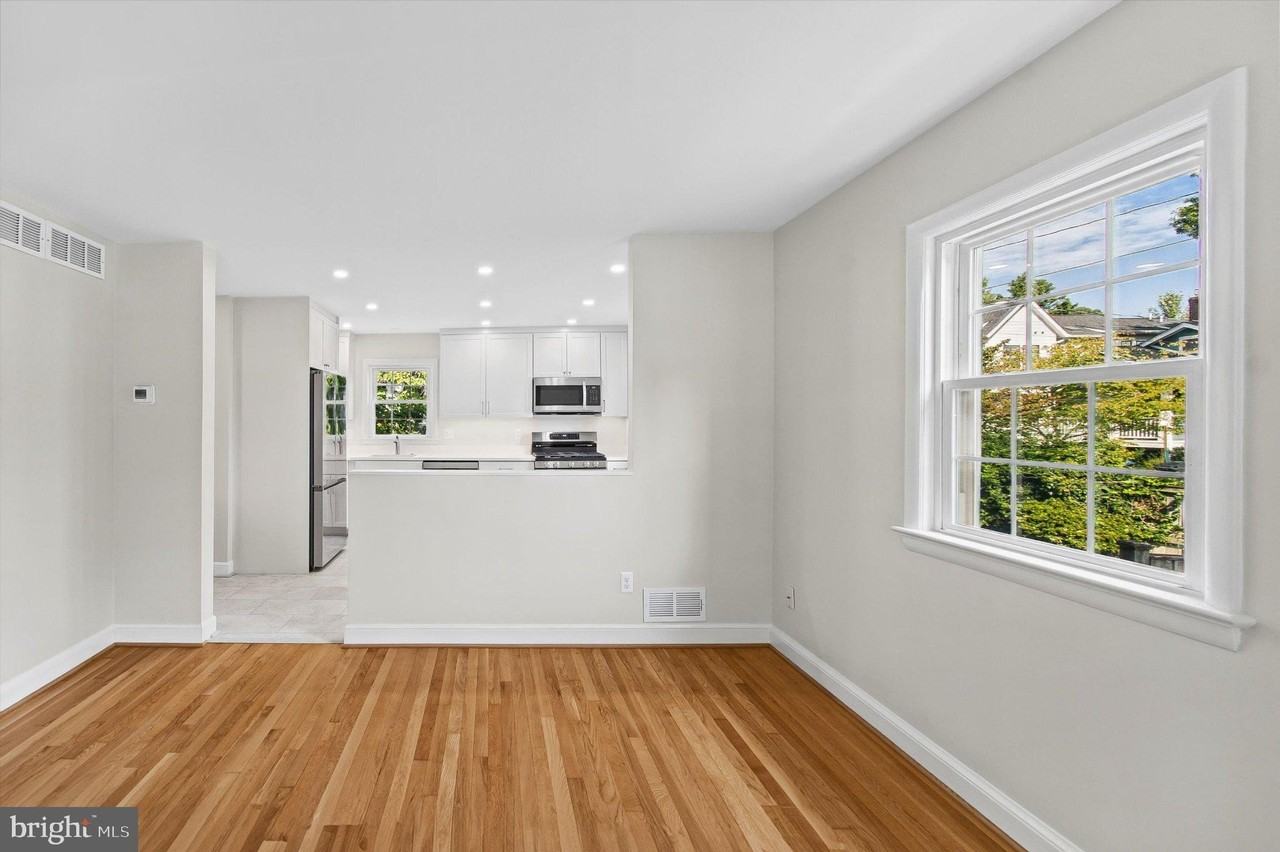 2214 Commonwealth Ave - Photo 7 of 46