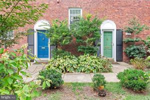featured image of 3420 Martha Custis Dr