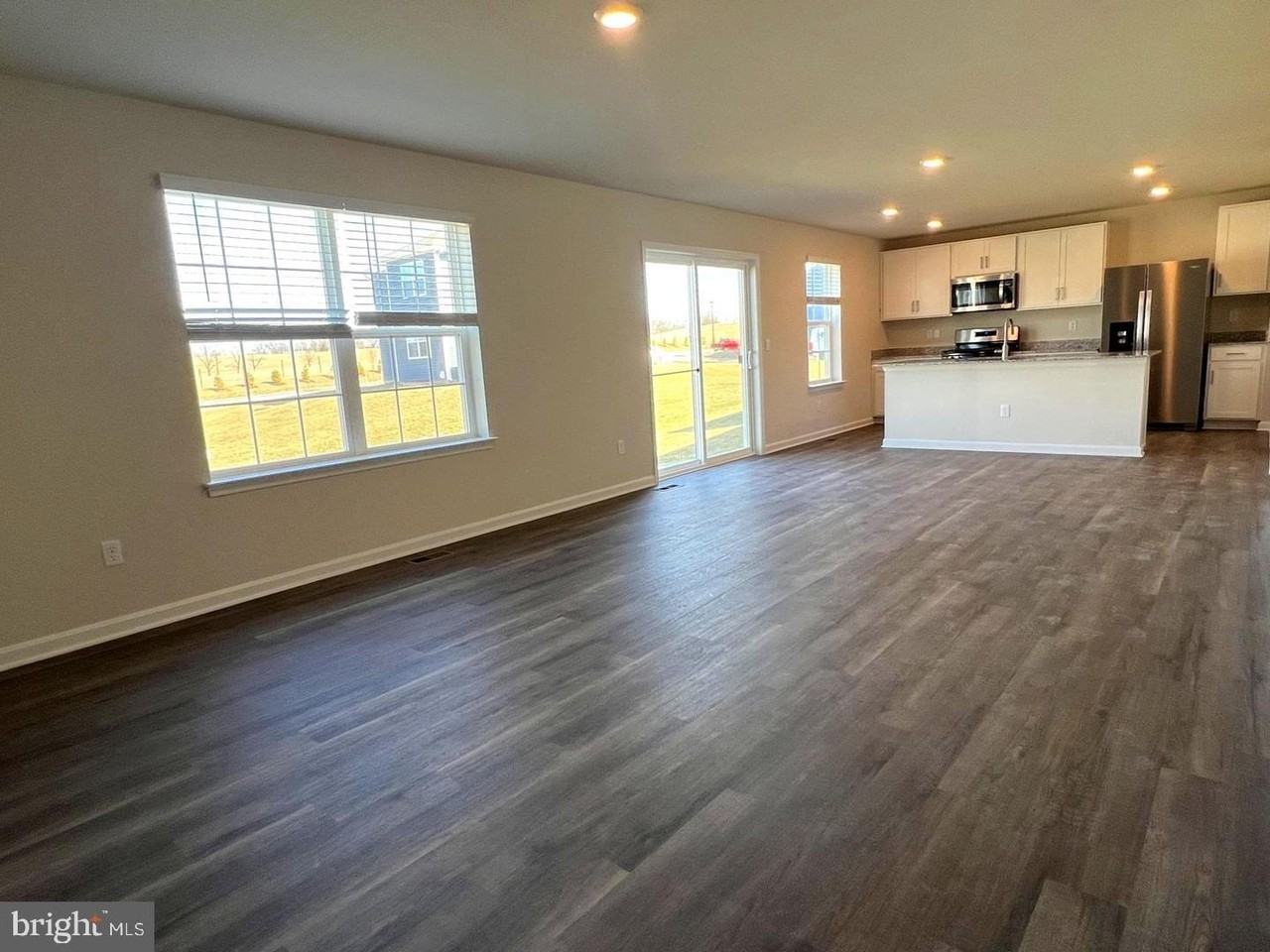106 Medley Way - Photo 2 of 21