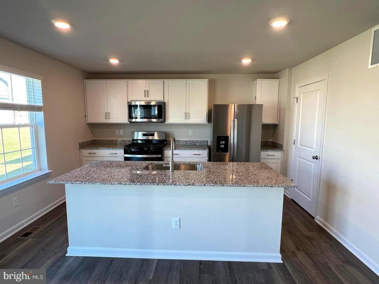 106 Medley Way - Photo 6 of 21