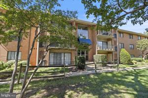 featured image of 7608 Savannah St #101