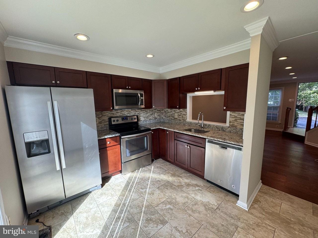 6307 Chimney Wood Ct - Photo 5 of 22
