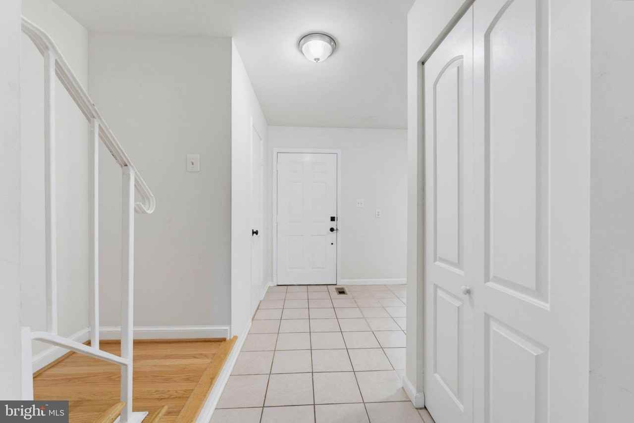 5612 Rapid Run Ct - Photo 2 of 30