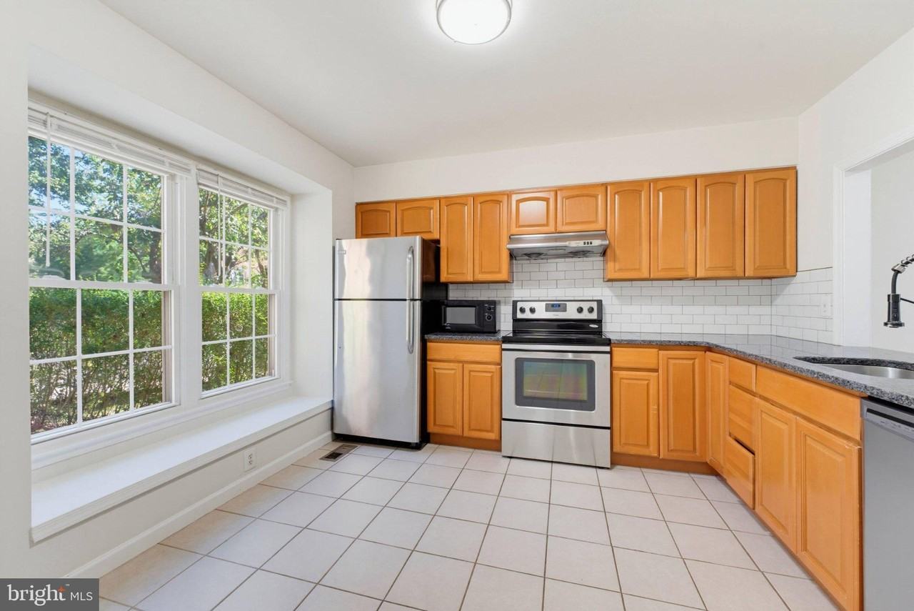 5612 Rapid Run Ct - Photo 5 of 30