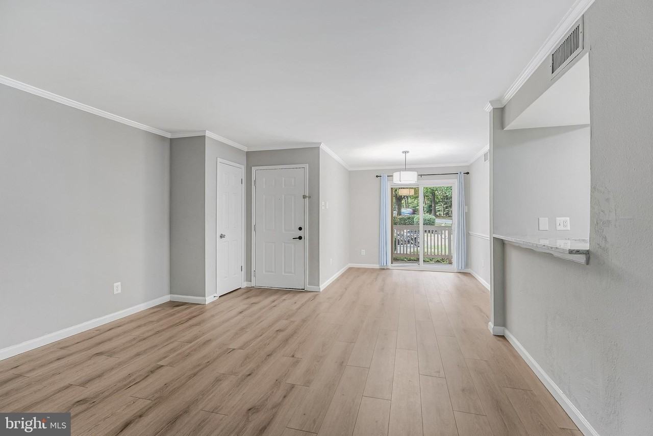 1501 Lincoln Way #101 - Photo 6 of 41