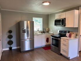 215 Sloan Ave - Photo 1 of 1