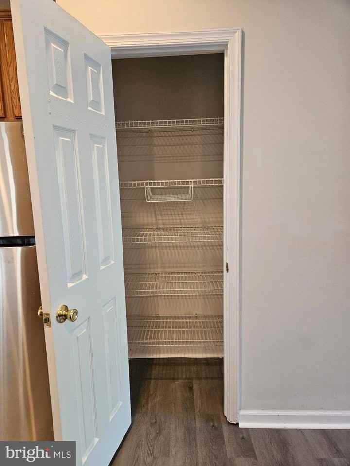 18562 Sierra Springs Sq - Photo 6 of 40
