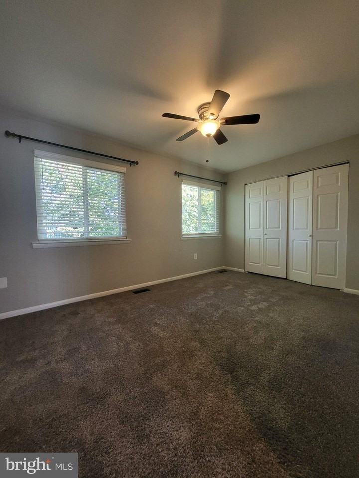 26 Sugarland Square Ct - Photo 7 of 15