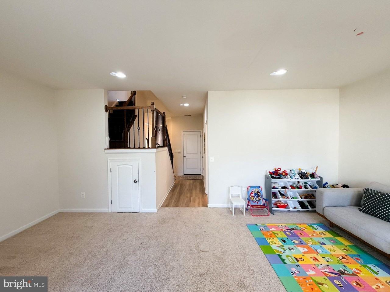 42369 Alder Forest Ter - Photo 7 of 37