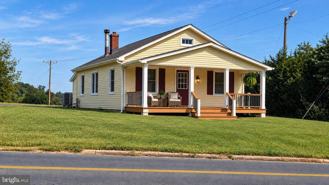 10121 Moore Dr - Photo 1 of 1