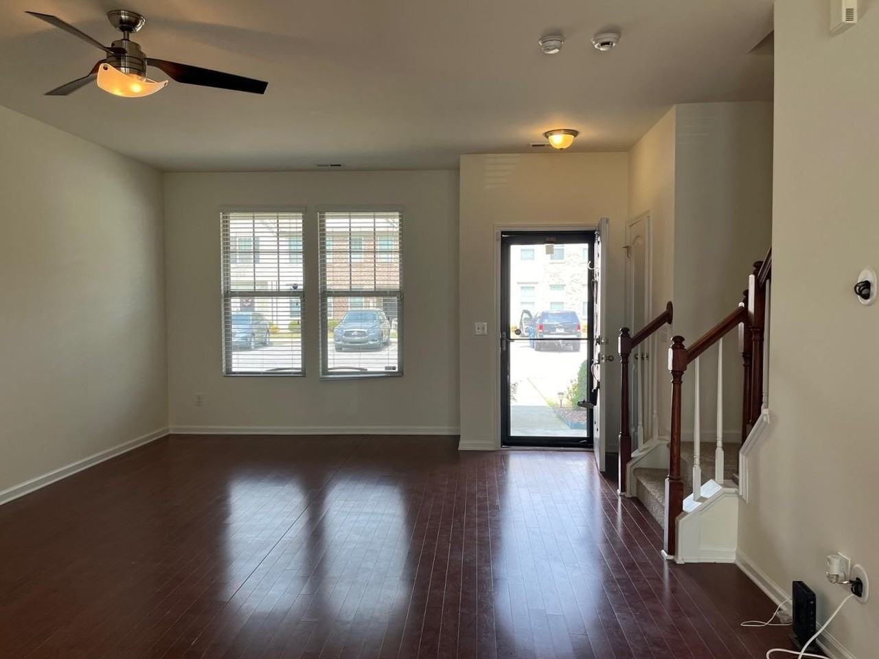 4476 Middletown Dr - Photo 3 of 19