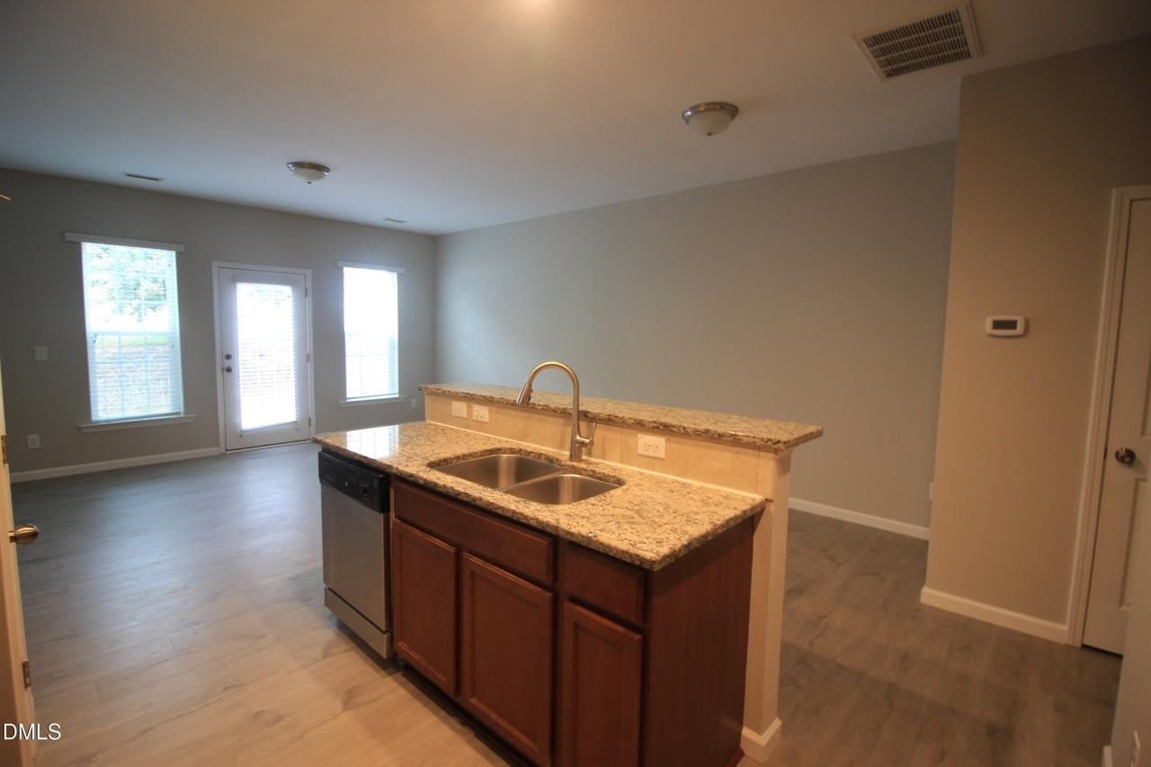 405 Stone Flower Ln - Photo 5 of 19
