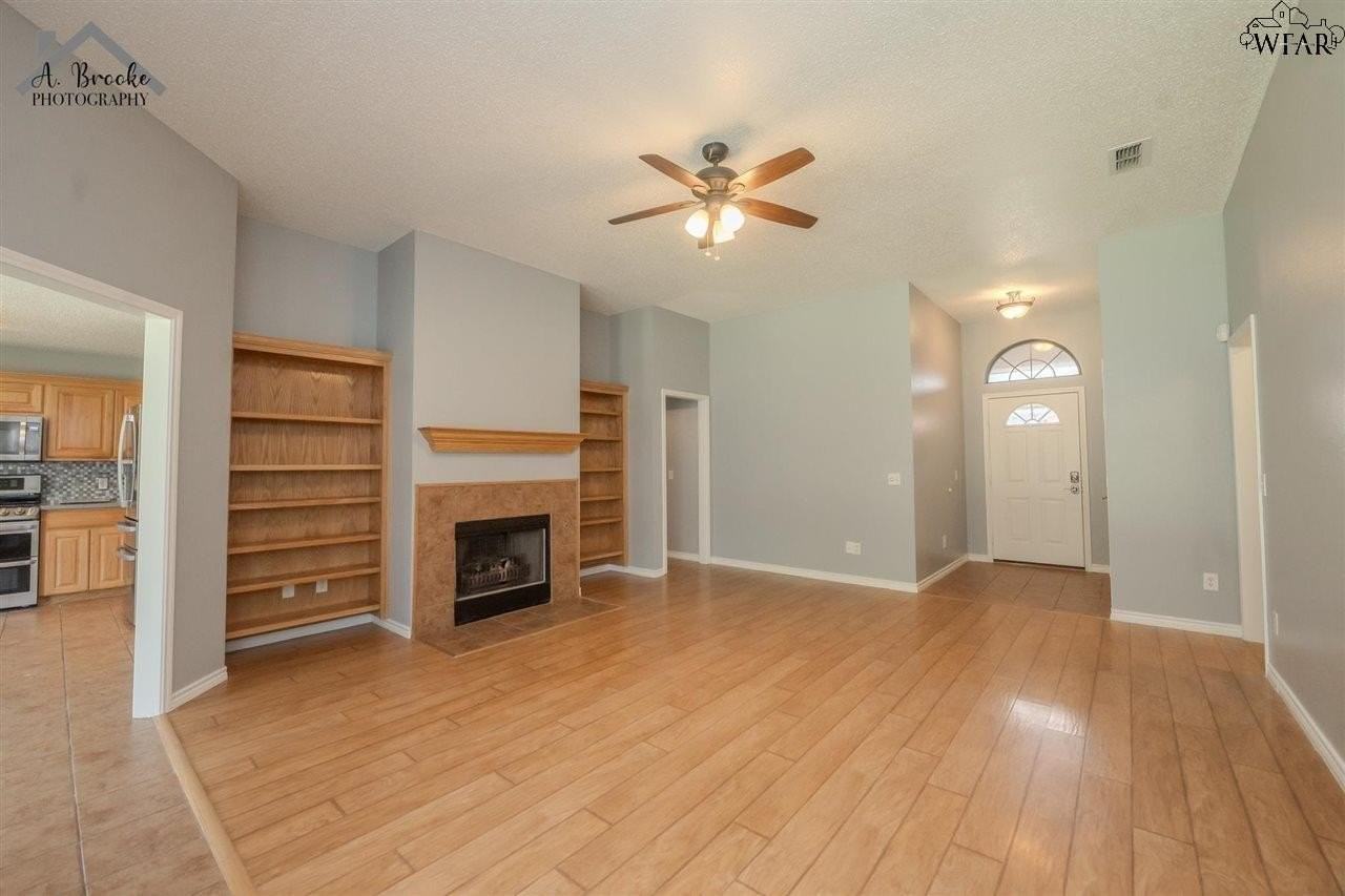 5412 Blazing Star Ln - Photo 5 of 21