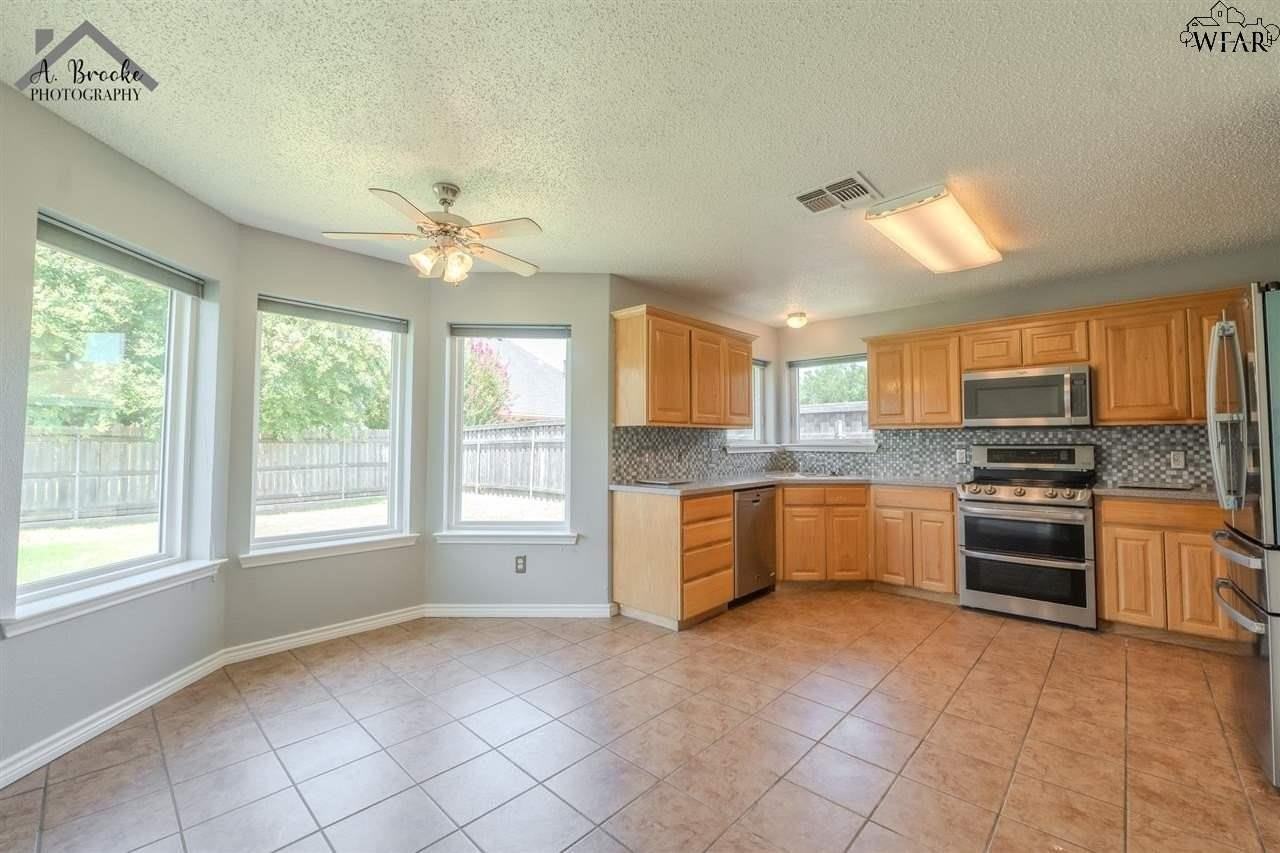 5412 Blazing Star Ln - Photo 6 of 21