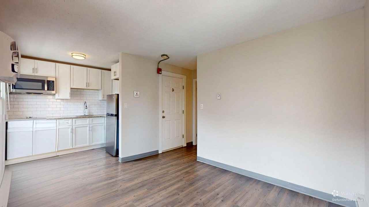 303 Meridian St #3 - Photo 7 of 15