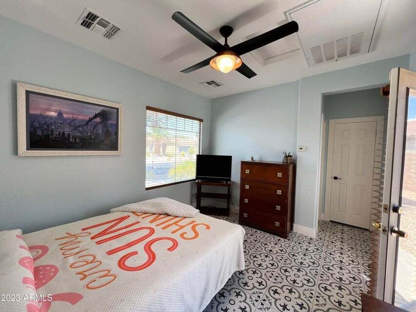 683 E Las Colinas Pl - Photo 6 of 24