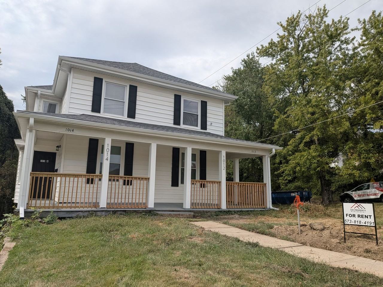 1012 Capitol - Photo 2 of 46