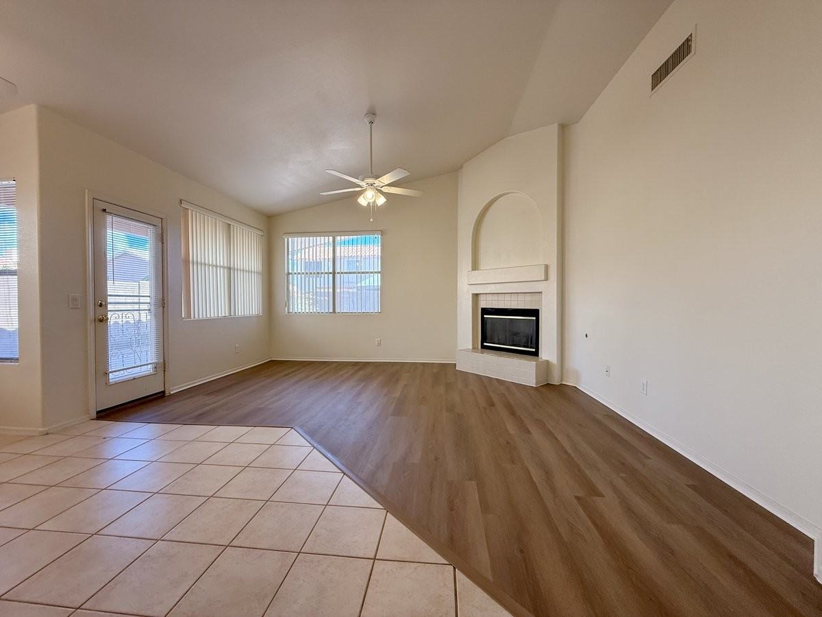 9765 W Yukon Dr - Photo 5 of 38